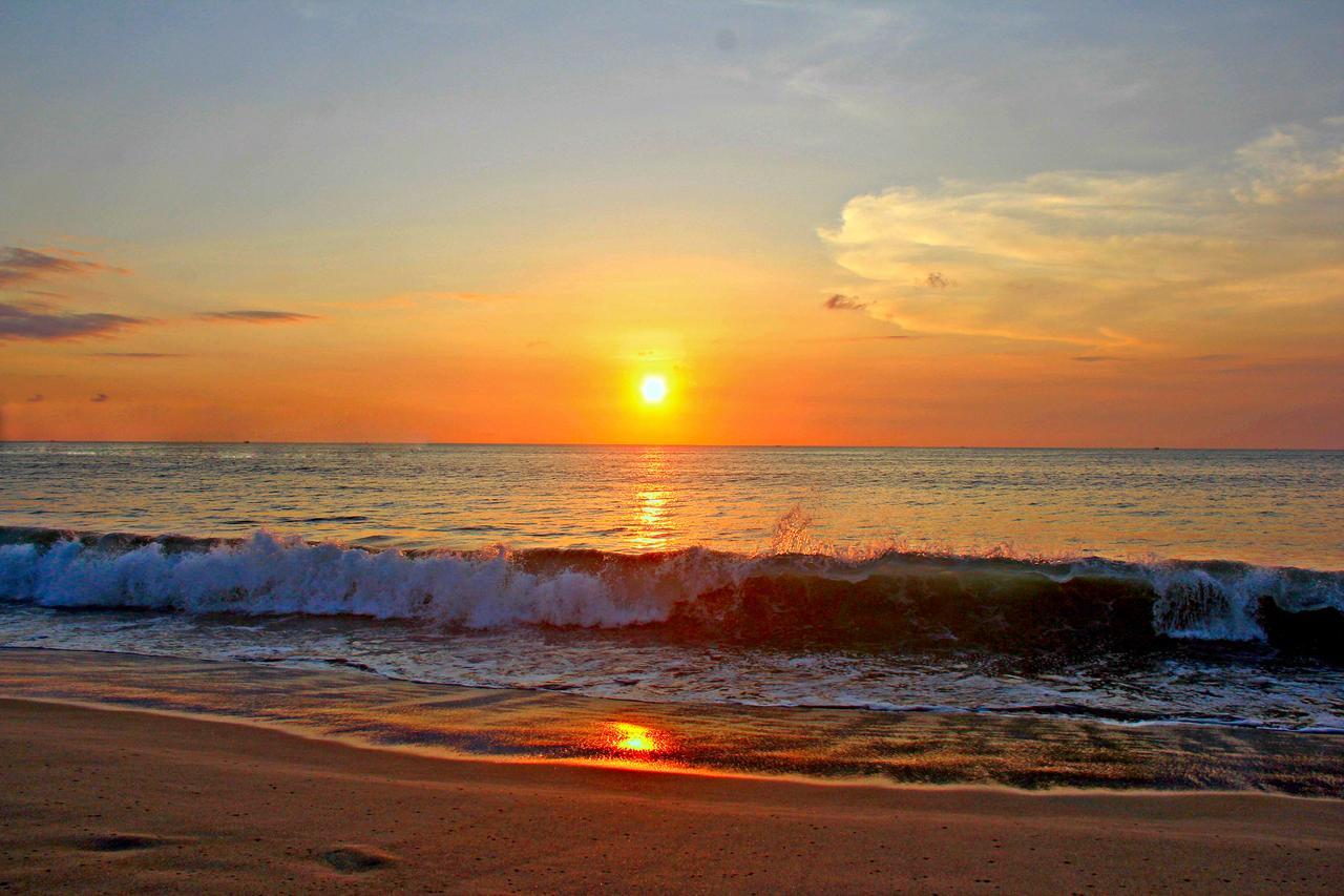 Melasti Beach Resort & Spa Legian Exteriör bild